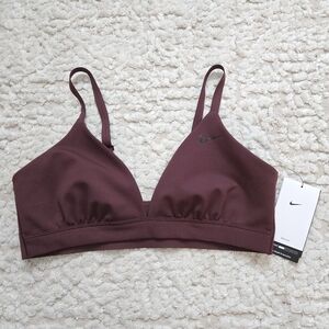 Nike FormWomen's Light-Support Non-Padded Triangle Sports Bra Burgundy Size L